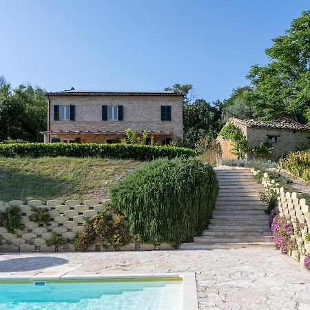 Casa Raffaela, Charming Villa With A Nice Pool Monte Giberto Exterior foto