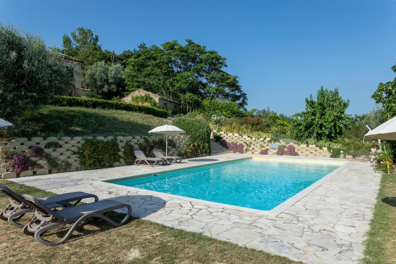 Casa Raffaela, Charming Villa With A Nice Pool Monte Giberto Exterior foto